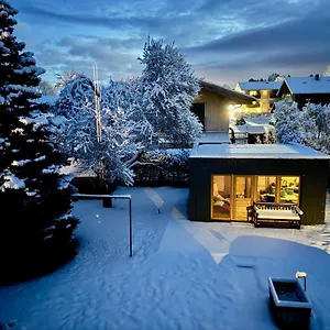 Casa Pur, 85m2 Mit Garten Sauna Apartment